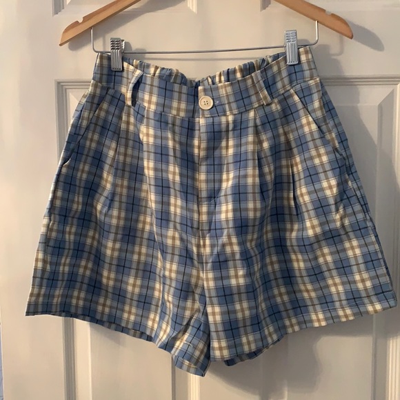 shorts - Picture 1 of 2